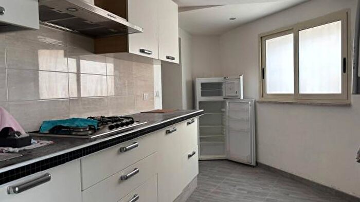 Casa trilocale in vendita in Via Mandravecchia, Pace Del Mela