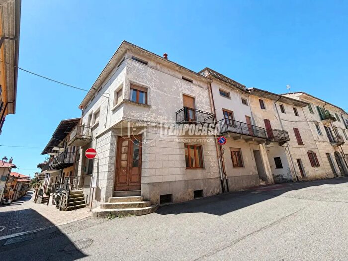Casa con 5 locali in vendita in Via Giovanni Gersen, Cavaglia'