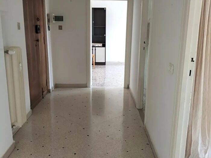 Appartamento bilocale in vendita in Viale Curio Dentato, Terni