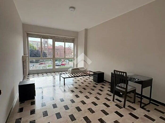 Appartamento quadrilocale in affitto in Via Malta, Torino