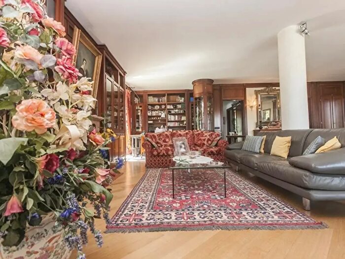 Casa con 20 locali in vendita in Vicoforte
