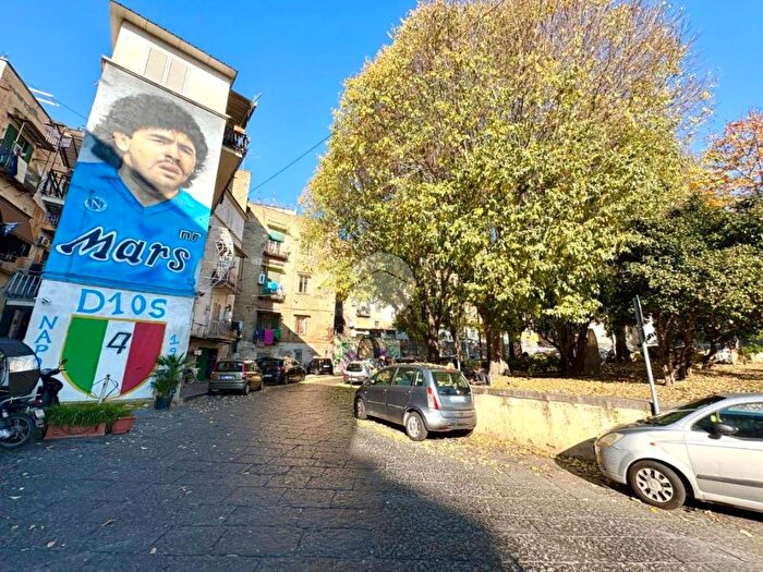 Appartamento bilocale in affitto in Vico Miracoli, Sanità, Napoli