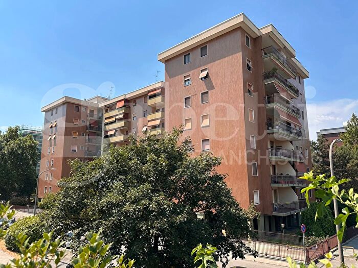 Appartamento quadrilocale in vendita in Via Brodolini, Novate Milanese