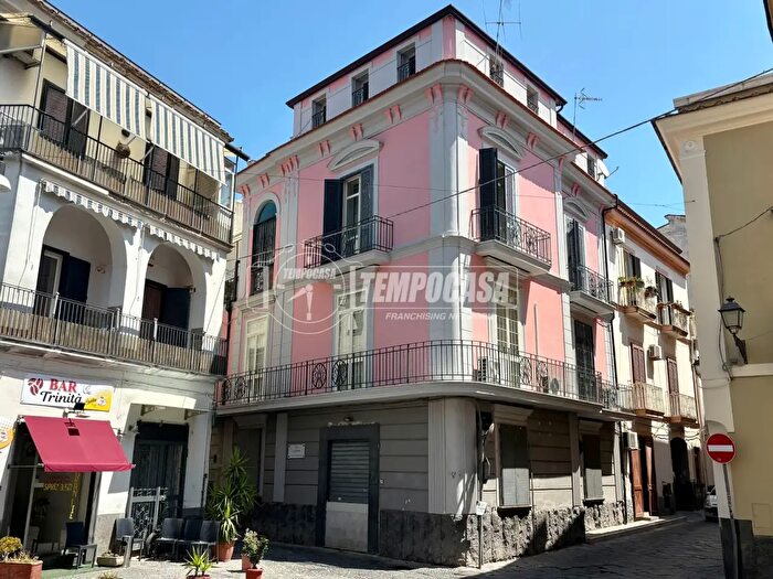 Appartamento trilocale in vendita in Via San Audeno, Aversa