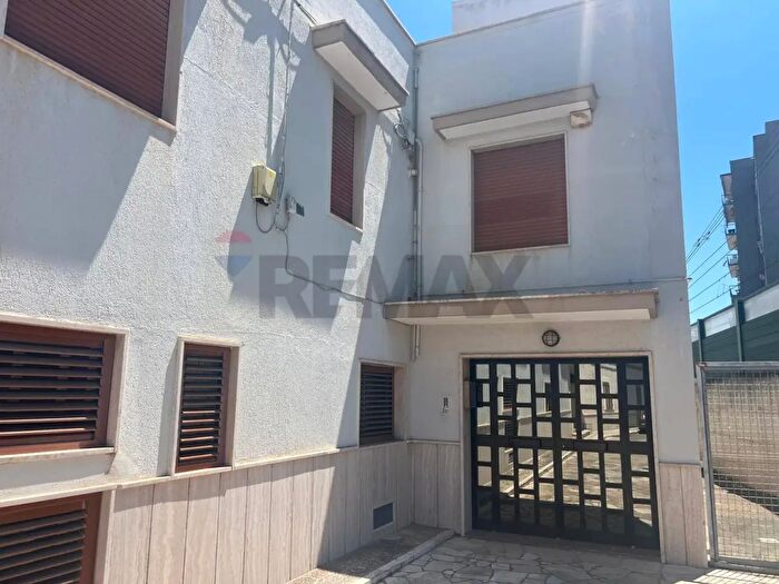 Casa trilocale in vendita in Monopoli