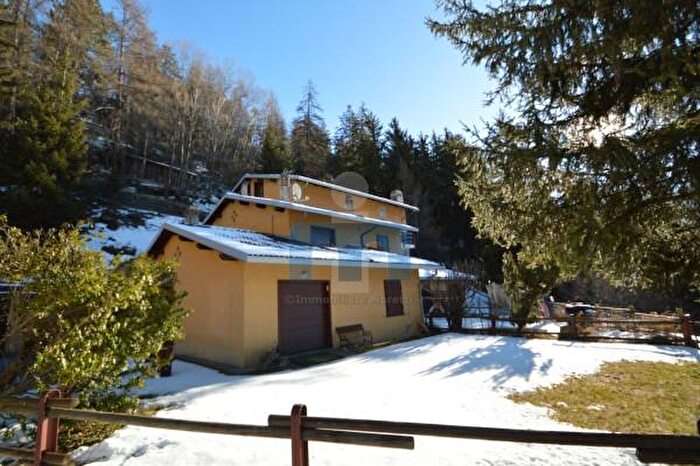 Appartamento bilocale in vendita in Via Curvalta, Valdidentro