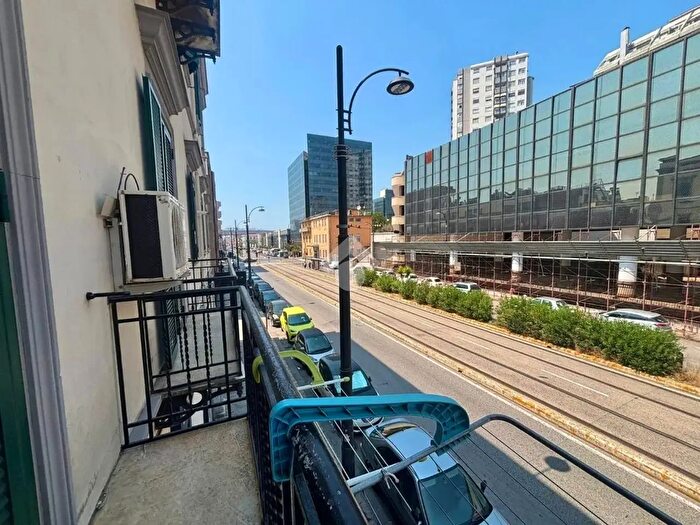Appartamento trilocale in vendita in Via Nuova Poggioreale, Napoli