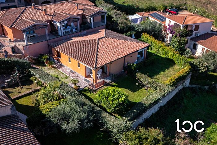 Casa quadrilocale in vendita in San Teodoro