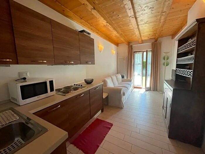 Appartamento bilocale in affitto in allée De La Gare, Pre Saint Didier