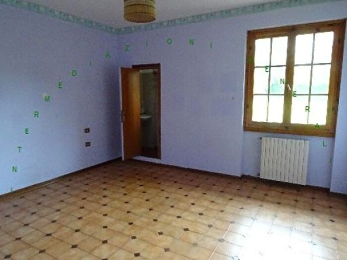 Appartamento con 5 locali in vendita in Via della LibertaampApos, Barberino Di Mugello