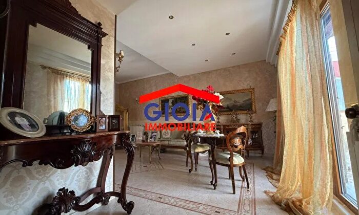 Appartamento in vendita in Via Boccucci Mondragone Campania, Mondragone