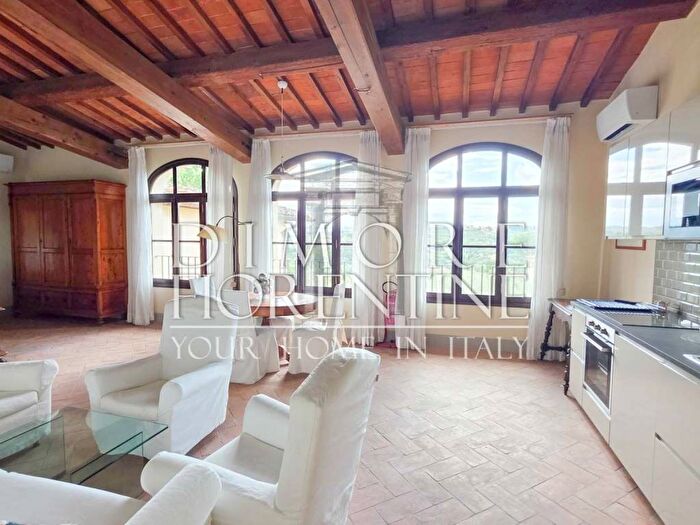 Appartamento bilocale in affitto in Via Suor Maria Celeste, Cinque Vie, Firenze