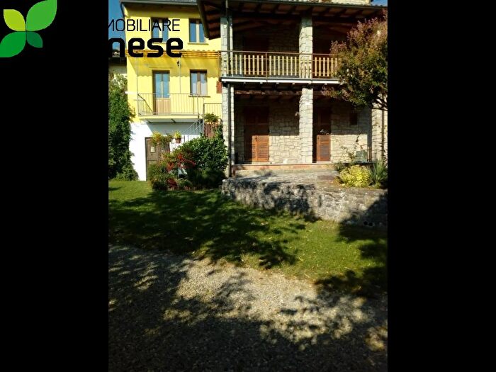 Casa quadrilocale in vendita in Colli Verdi Lombardia, Colli Verdi