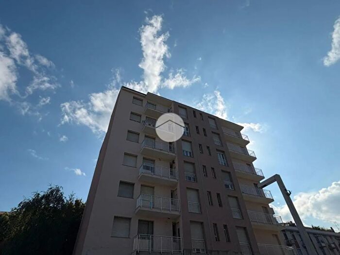 Appartamento bilocale in vendita in Piazza Fontana, Rozzano