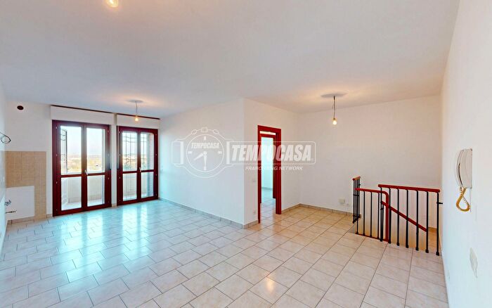 Appartamento trilocale in vendita in Via Grancetta, Chiaravalle