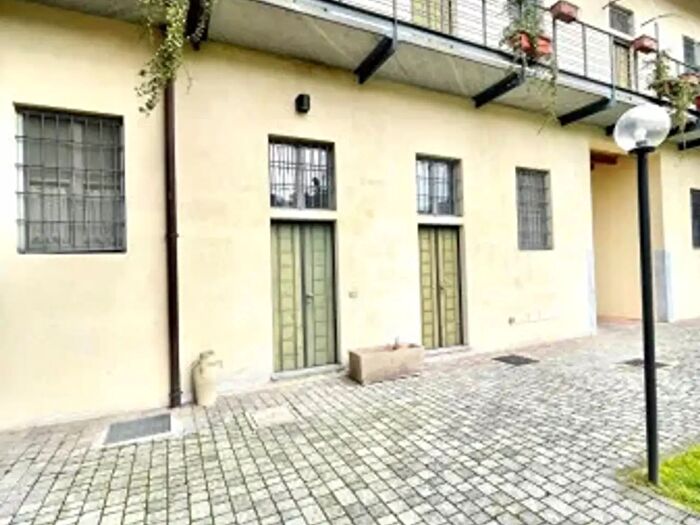 Appartamento trilocale in vendita in Via Carlo dAdda, Settimo Milanese