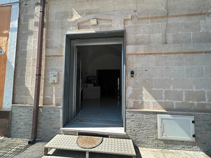 Appartamento quadrilocale in vendita in Via Giuseppe Verdi, Faggiano