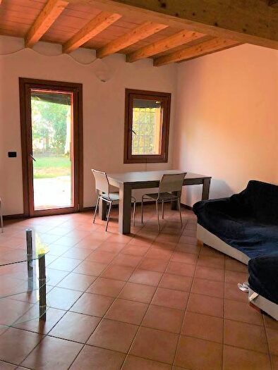 Casa quadrilocale in affitto in Via Olmo Barbino, Boara, Ferrara
