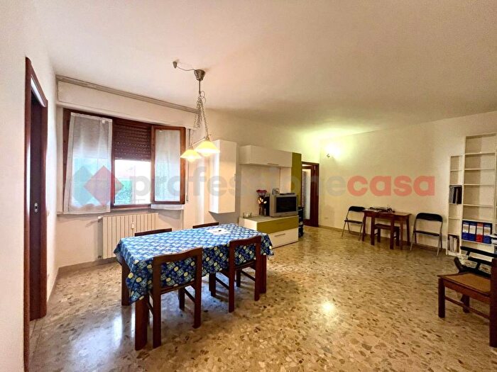 Appartamento bilocale in affitto in via pellizzi, Pratale, Pisa
