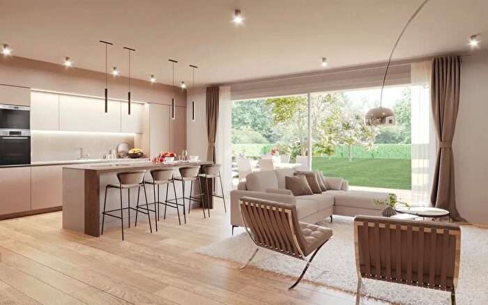 Casa quadrilocale in vendita in Via Eugenio Montale, Desenzano Del Garda