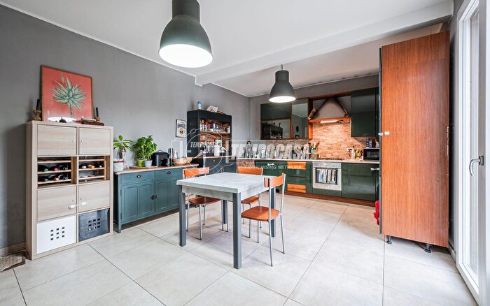 Appartamento quadrilocale in vendita in Via Canolo, Correggio