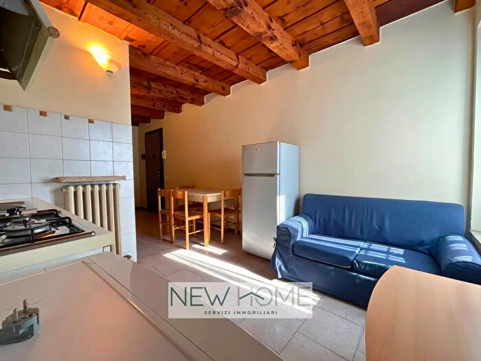 Appartamento bilocale in affitto in Via Scuderlando, Verona