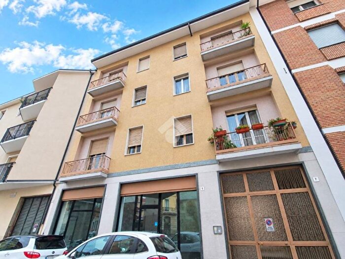 Appartamento bilocale in affitto in Via Giacomo Matteotti, Centro, Bra