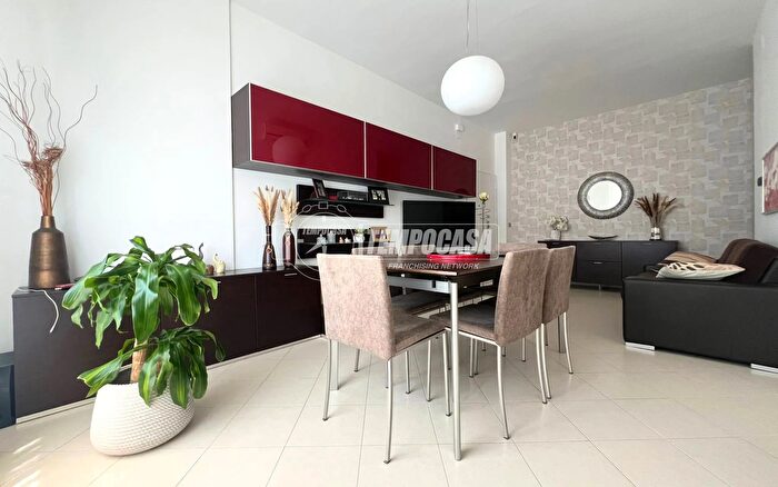 Appartamento quadrilocale in vendita in Via Enrico Fermi, Gioia Del Colle