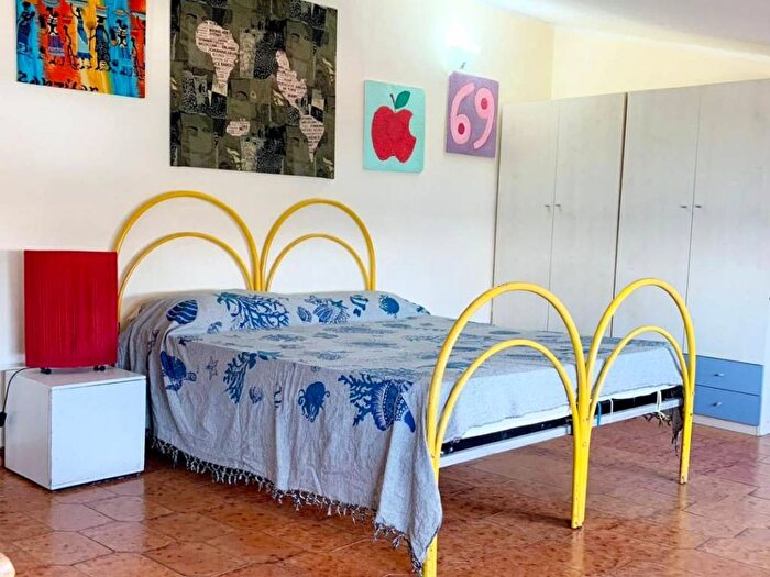 Appartamento trilocale in affitto in Via Francesco Caracciolo, Catanzaro Lido, Catanzaro