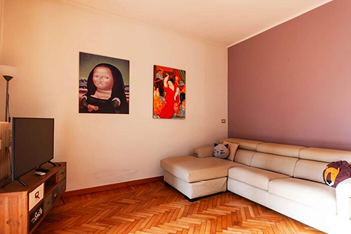 Appartamento monolocale in affitto in Via Val Passiria, Milano