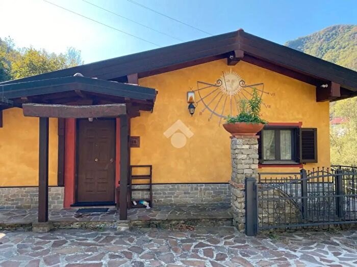 Casa quadrilocale in vendita in Località Morasco, Montoggio