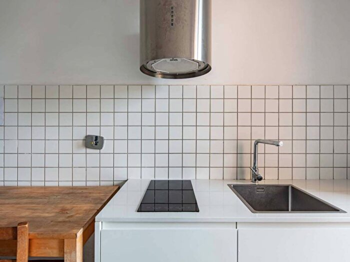 Appartamento trilocale in affitto in Lungo Dora Firenze, Aurora, Torino