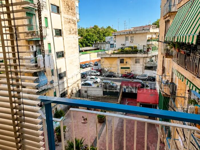Appartamento bilocale in vendita in Via Antonio Sogliano, Napoli