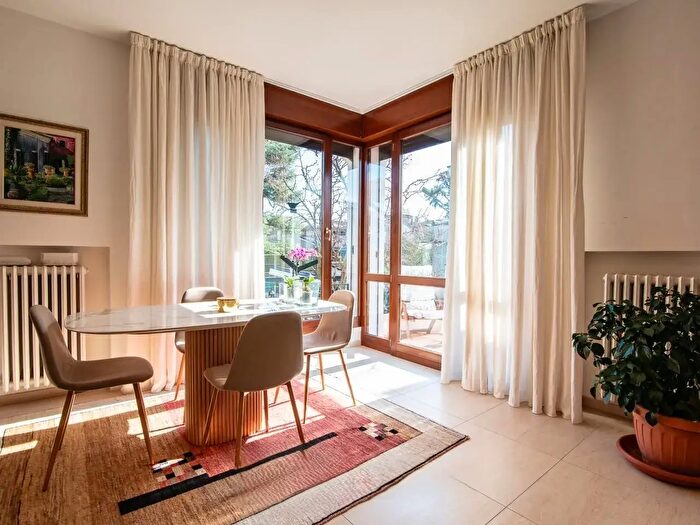 Casa quadrilocale in vendita in Via Pertica, Padova