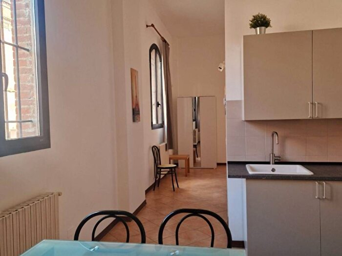 Appartamento monolocale in affitto in Saffi, Bologna