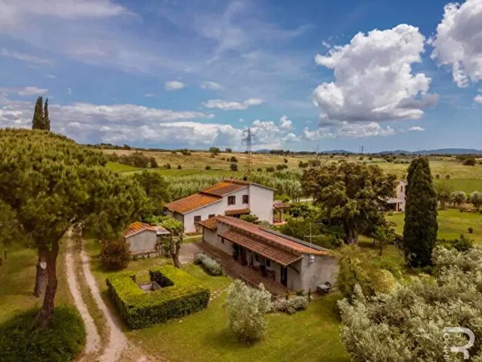 Casa con 6 locali in vendita in Strada Provinciale di Montiano, Magliano In Toscana