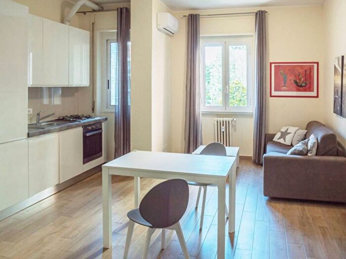 Appartamento trilocale in affitto in Via Concordia, Centro, San Donato Milanese