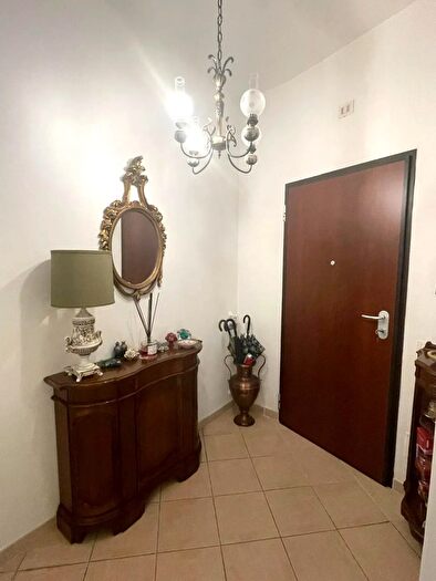 Appartamento quadrilocale in vendita in Viale Tito Oro Nobili, Terni