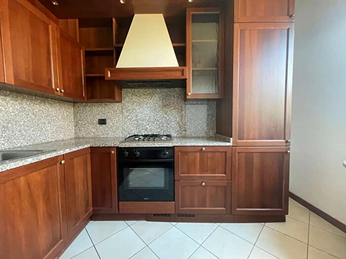 Casa trilocale in vendita in Via Manzoni, Guanzate