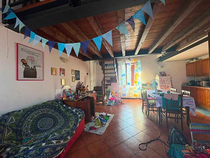 Appartamento bilocale in affitto in Via Varesina, Villa Guardia