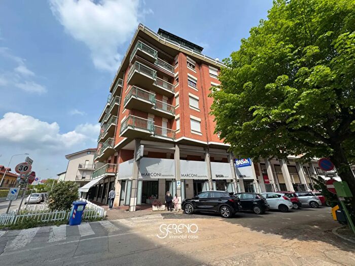 Appartamento quadrilocale in vendita in Largo Argentera, Borgo San Dalmazzo