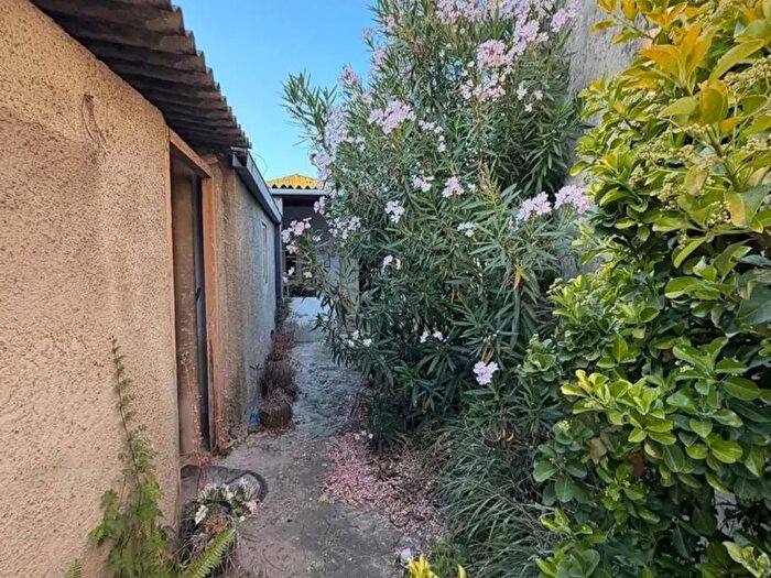 Casa bilocale in vendita in Via Decimo, Uta