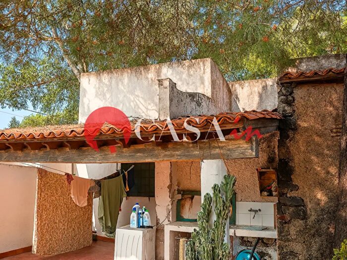 Casa quadrilocale in vendita in Via delle Ville Snc, Lipari