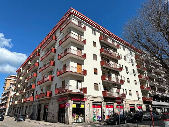 Appartamento trilocale in vendita in Via Onorato, Foggia