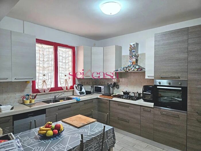 Appartamento con 5 locali in vendita in Via Inghilterra, Grosseto