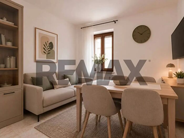 Appartamento bilocale in vendita in Via Foscarini, Arcisate