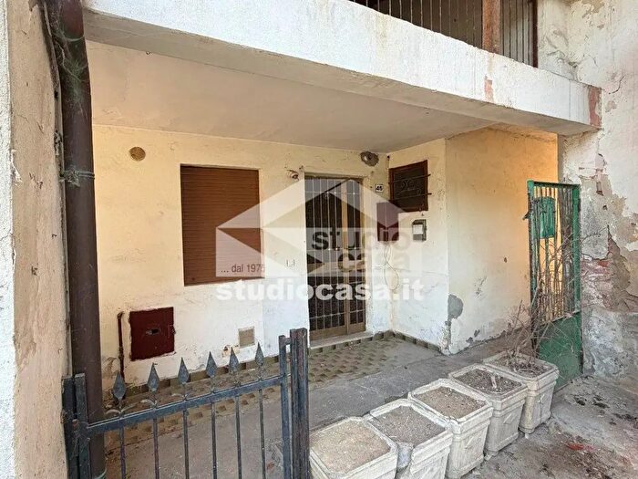 Casa bilocale in vendita in Via Trento E Trieste, Vaiano Cremasco