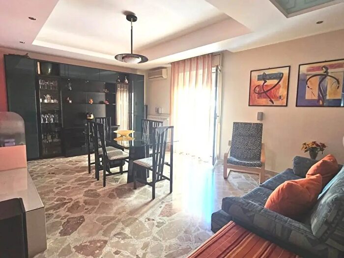 Appartamento quadrilocale in vendita in Via Giovan Battista Ughetti, Palermo
