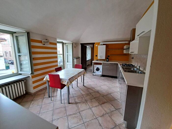 Appartamento bilocale in affitto in Centro, Saluzzo