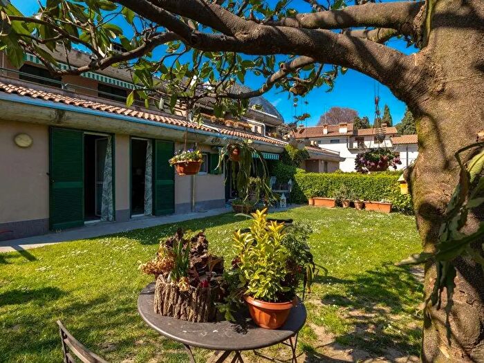 Appartamento quadrilocale in vendita in Via Carsolina, Griante